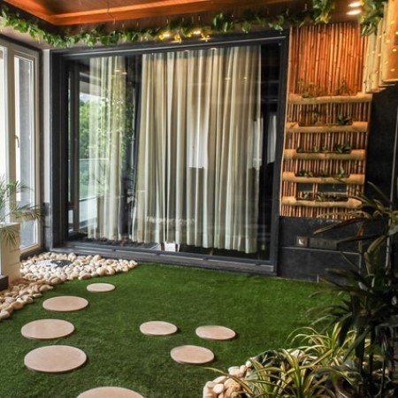 indoor artificial grass
