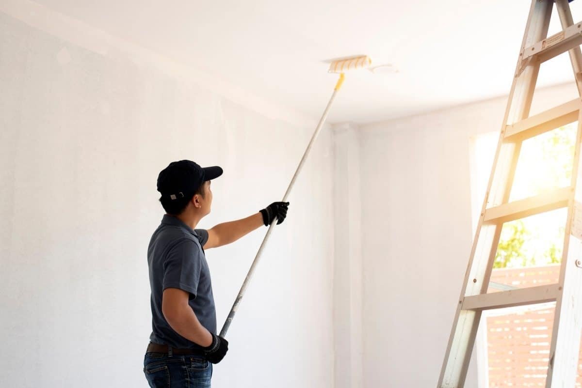 ceiling painting Dubai, professional ceiling painters, ceiling renovation Dubai, DubaiClean ceiling services, textured ceiling painting, decorative ceiling painting Dubai