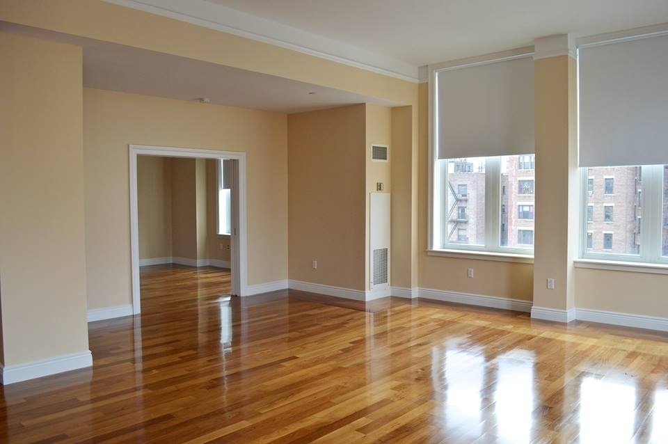 Interior parquet painting Dubai, Professional floor painting services, Dubai parquet restoration, Wood floor refinishing Dubai, Home interior renovation Dubai, Durable parquet coatings, Parquet maintenance Dubai,