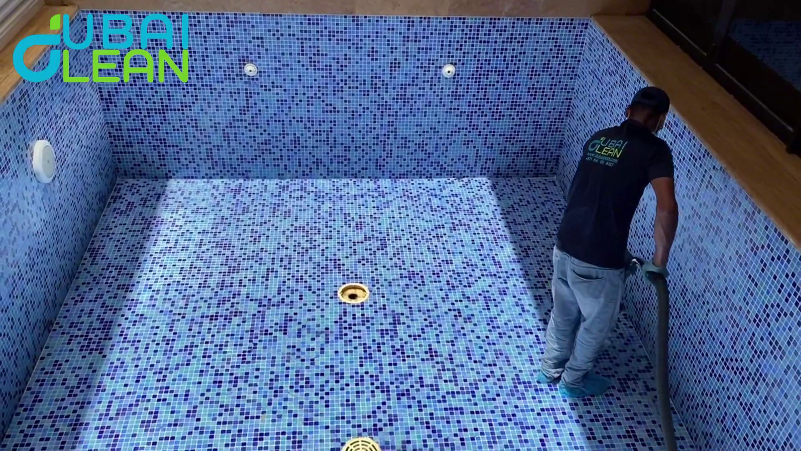 swimming pool cleaning