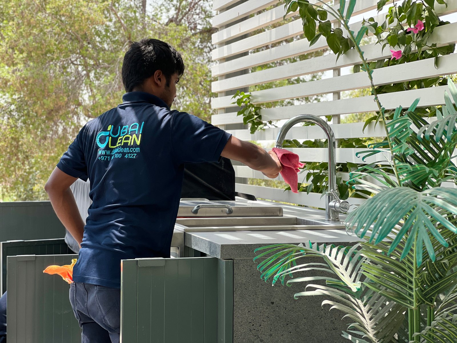 خدمات تنظيف المنازل في ديسكفري جاردنز دبي (1)