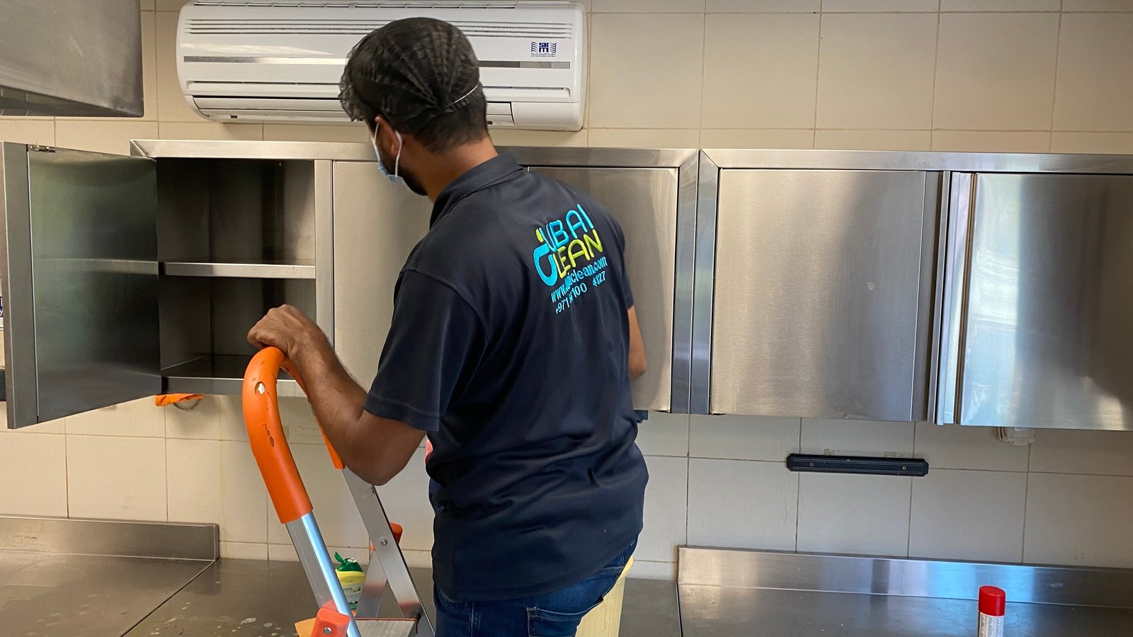 AC Duct Cleaning Guide | Benefits, Safety & Tips