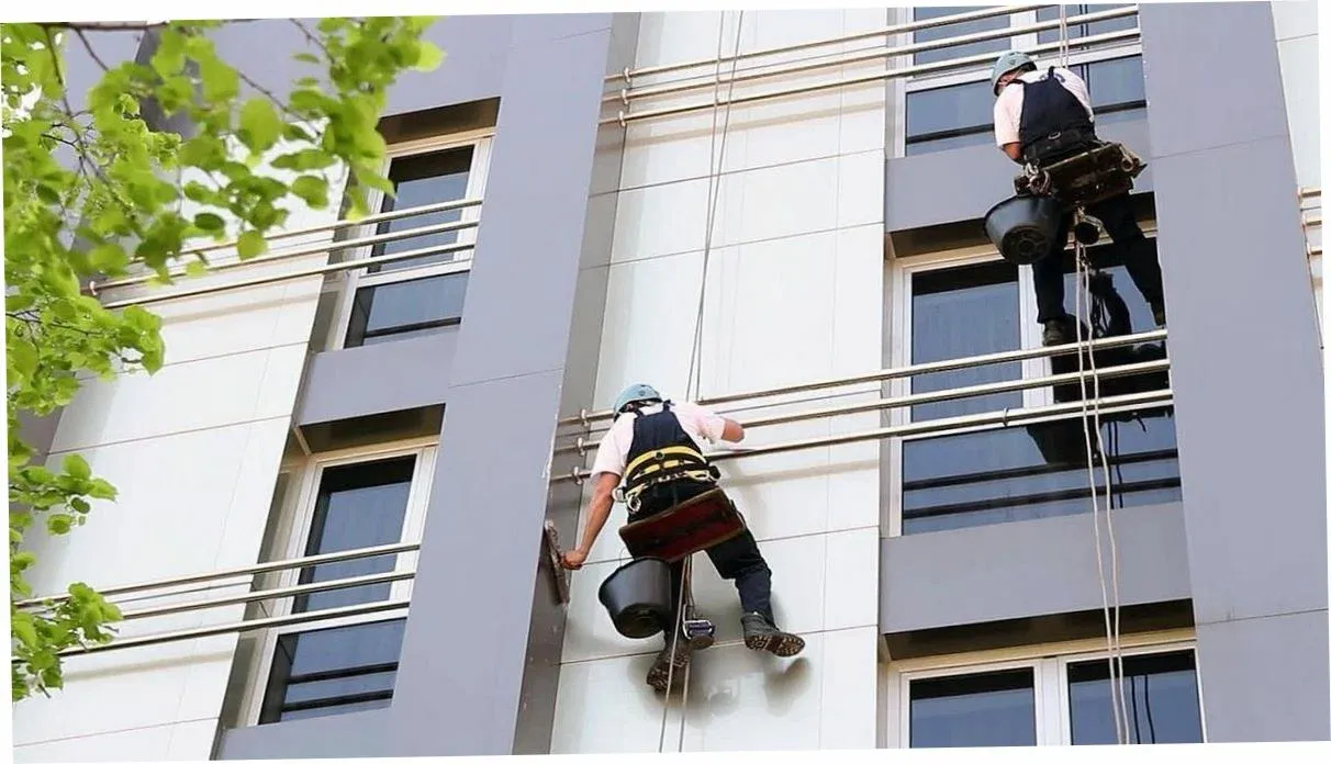 facade cleaning services abu dhabi (1)