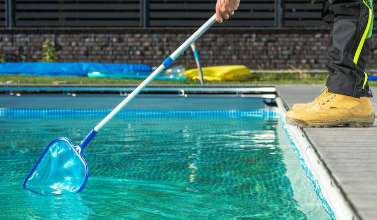 Swimming Pool Cleaning Process