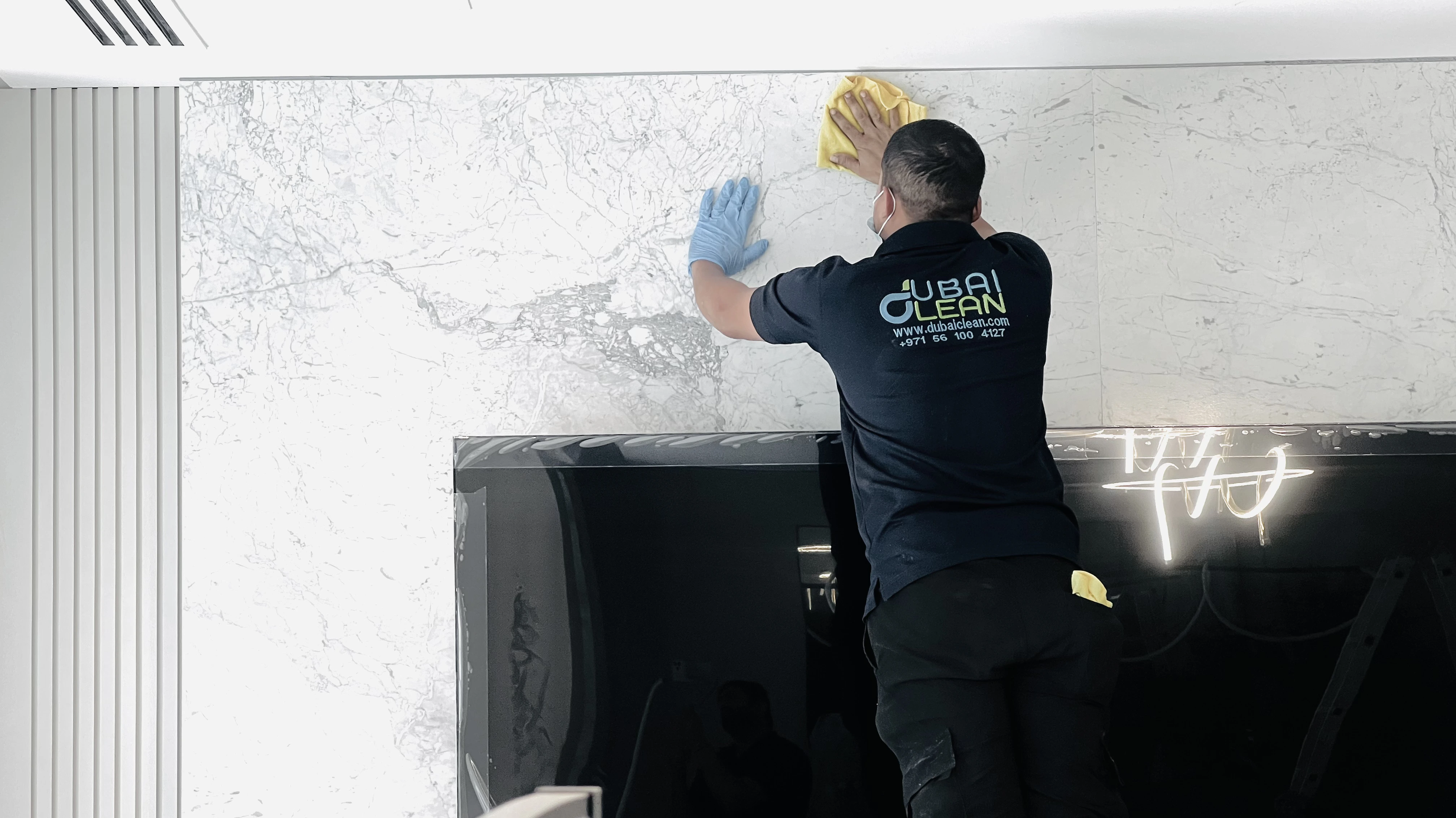 apartment deep cleaning