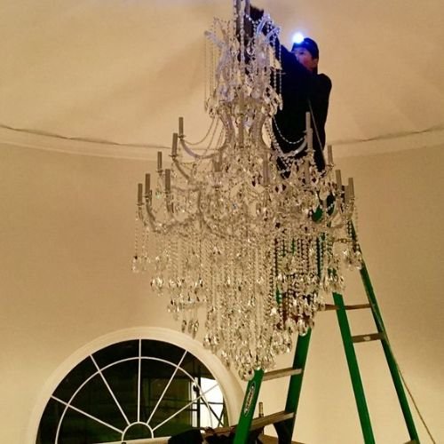Chandelier Chandelier Cleaning for Villas & Luxury Hotels in Dubai for Villas & Luxury Hotels in Dubai