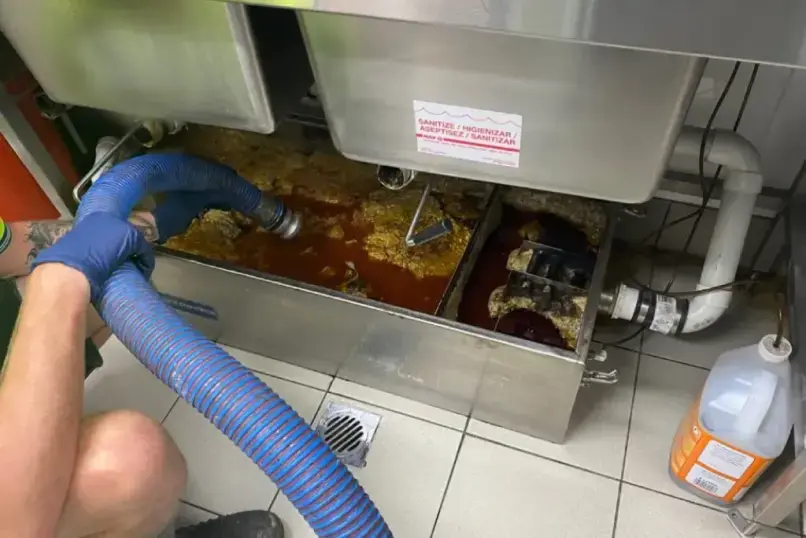 dcs grease trap cleaning services in dubai2