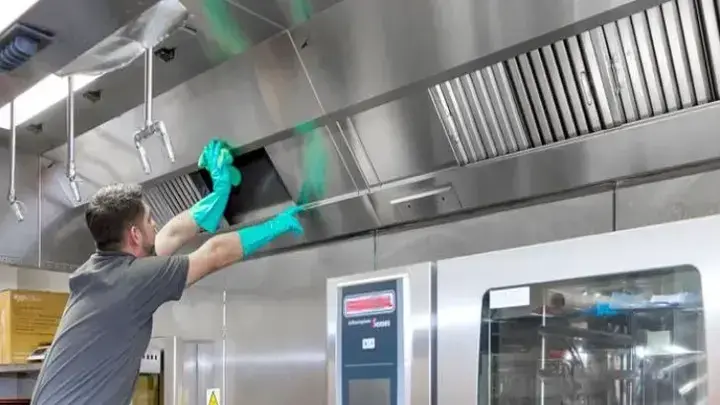dcs kitchen duct cleaning dubai