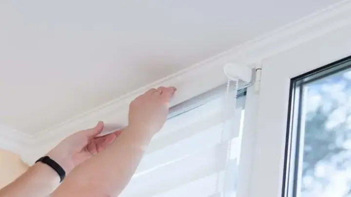 curtain fitting,Curtain fixing in dubai, curtains fixing services in dubai, curtains installation services in dubai, curtains installation and fixing services in dubai